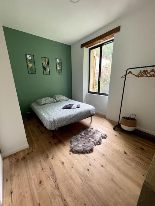 Superbe Appartement Cosy Avec Jardin Nîmes Exterior foto